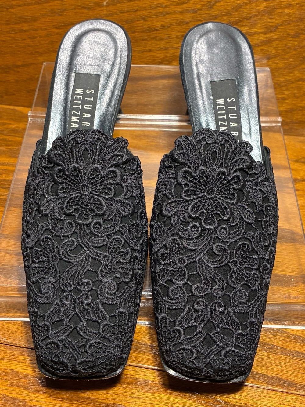 Stuart Weitzman Floral Lace Embroidered Mule Heels Black Size 7